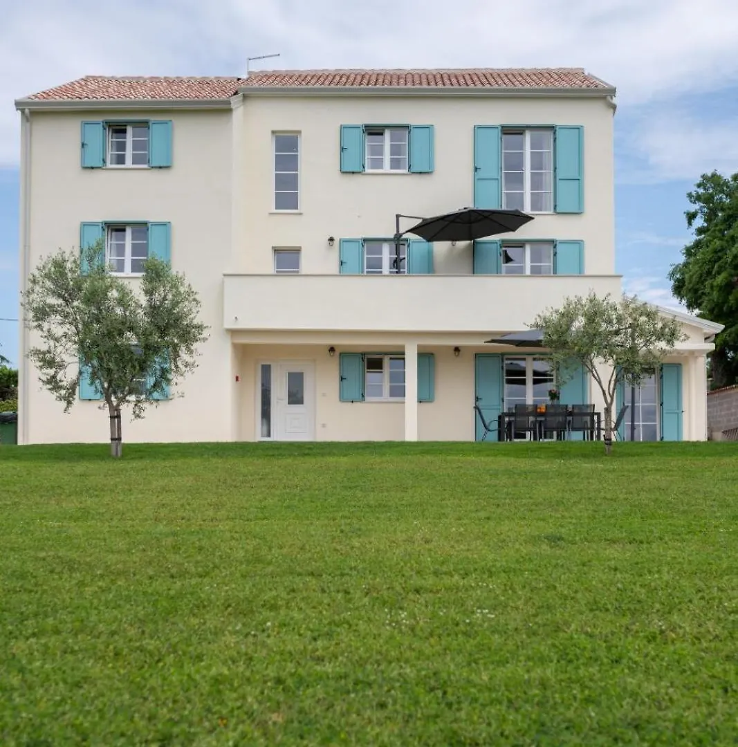 אומאג Villa Emilia 2 0*,  קרואטיה