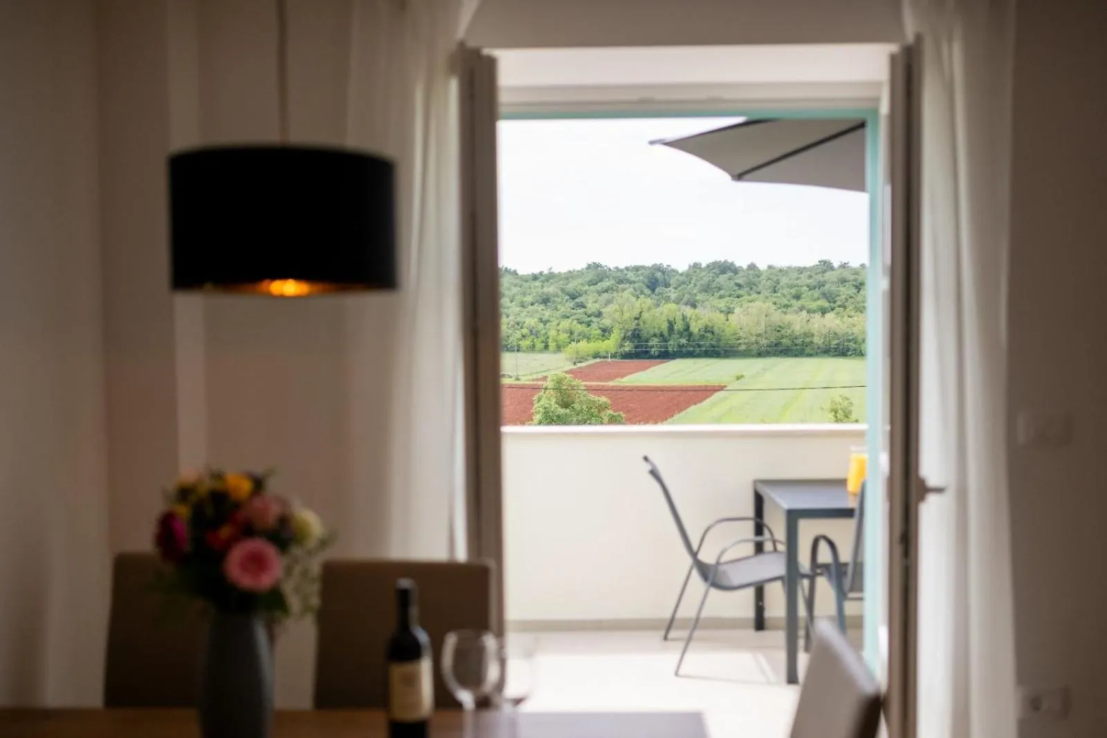 אומאג Villa Emilia 2 דירה