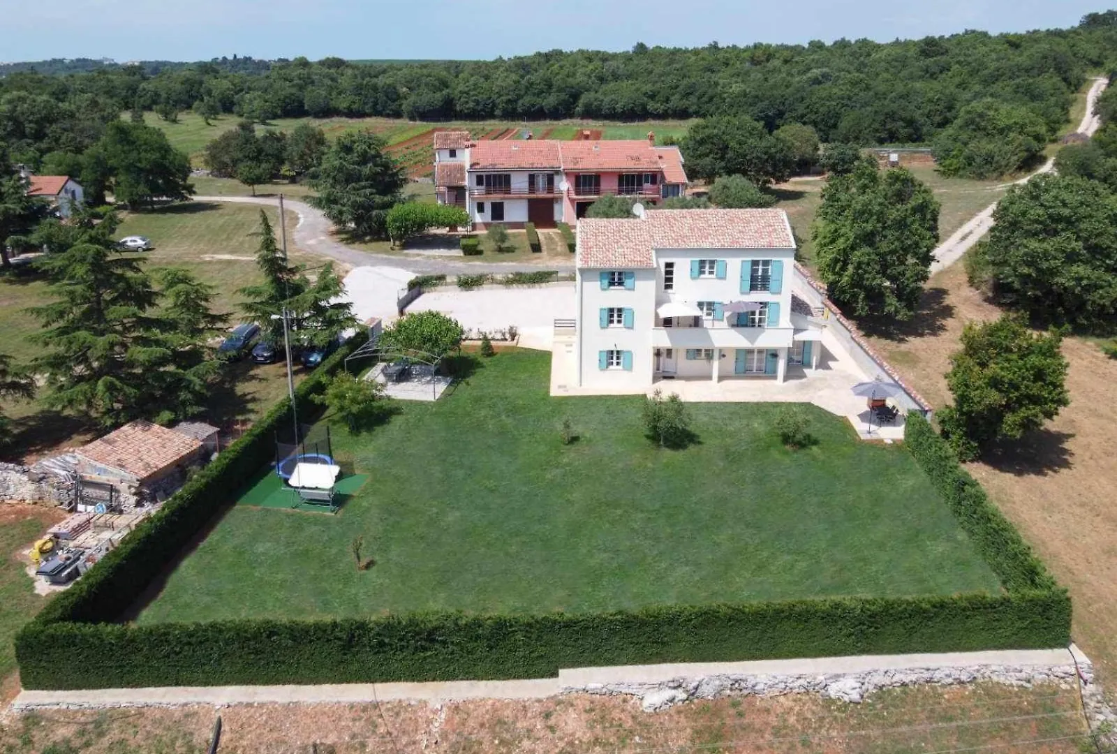 אומאג Villa Emilia 2
